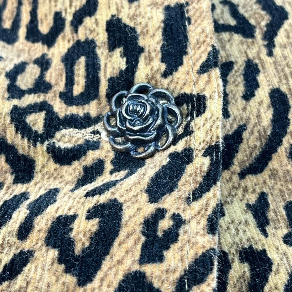 Kikit Jeans Leopard Print Corduroy Cropped‎ Swing Jacket Rose Button Detail